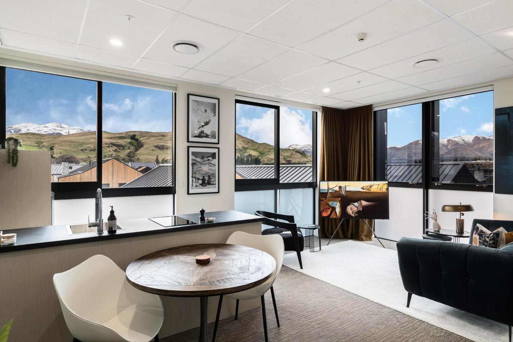 12th Avenue Apartment *